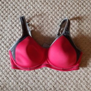 Like new Freya underwire sports bra